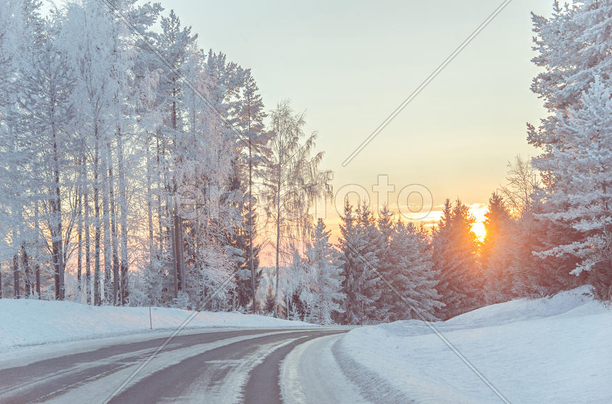 Поворот на дороге