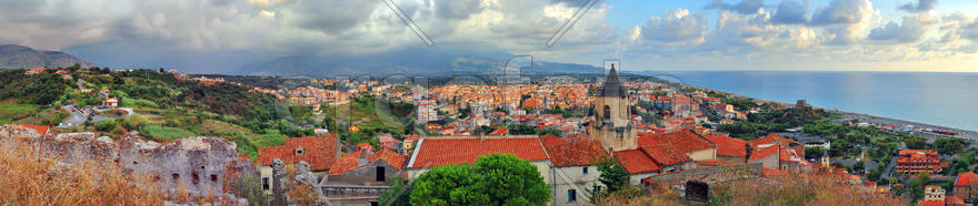 Приморский городок. Скалея.