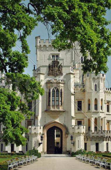 Замок Глубока-над-Влтавой