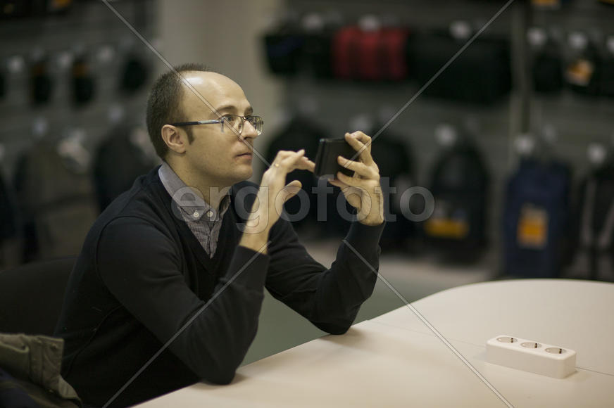 Мужчина в Pixel24.ru