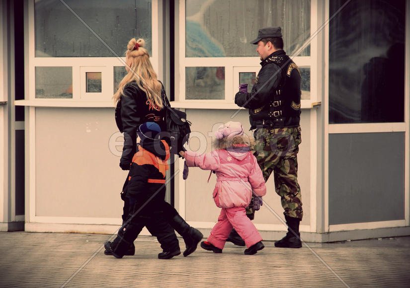 Семья байкеров