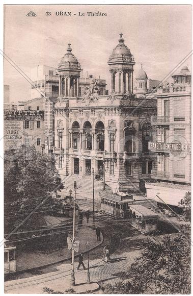 Оран. Театр
