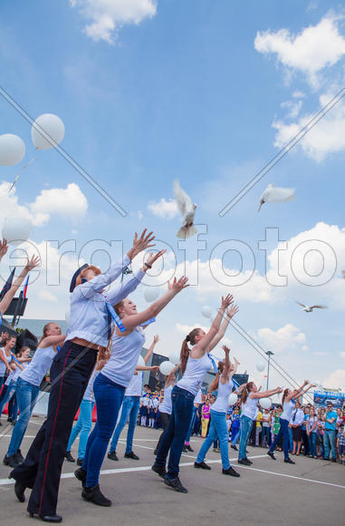 Люди и голуби