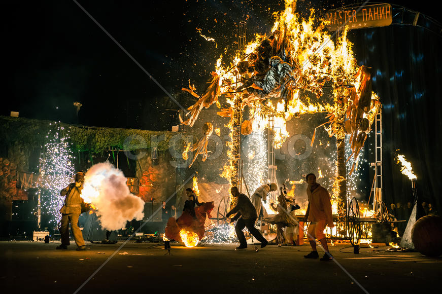 Погорелый театр