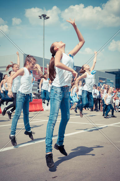 Спортивные девушки