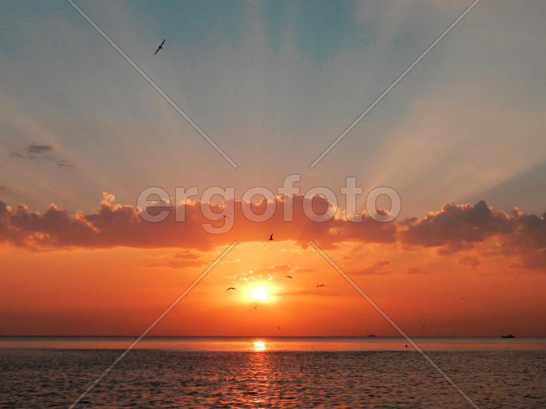 Восходящее солнце