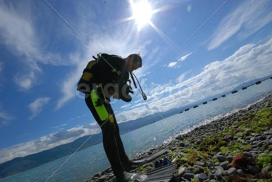 Водолаз на берегу