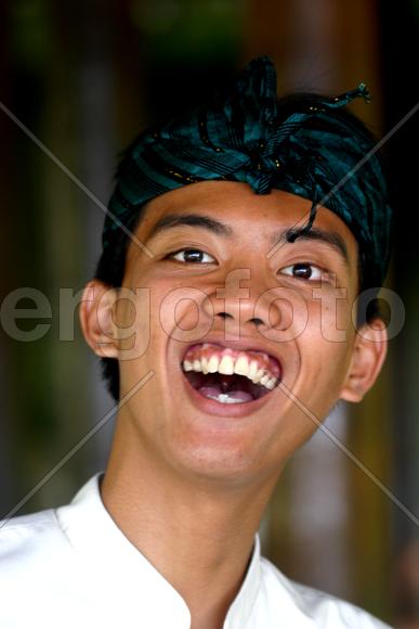 Искренняя улыбка