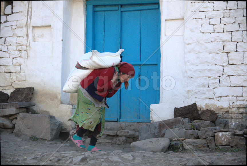 Тяжелый труд