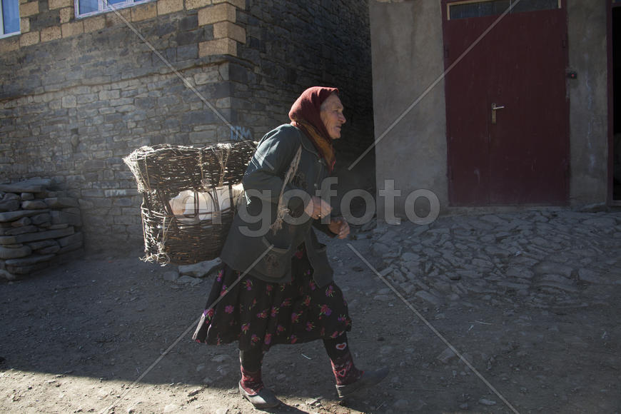 Тяжелый труд