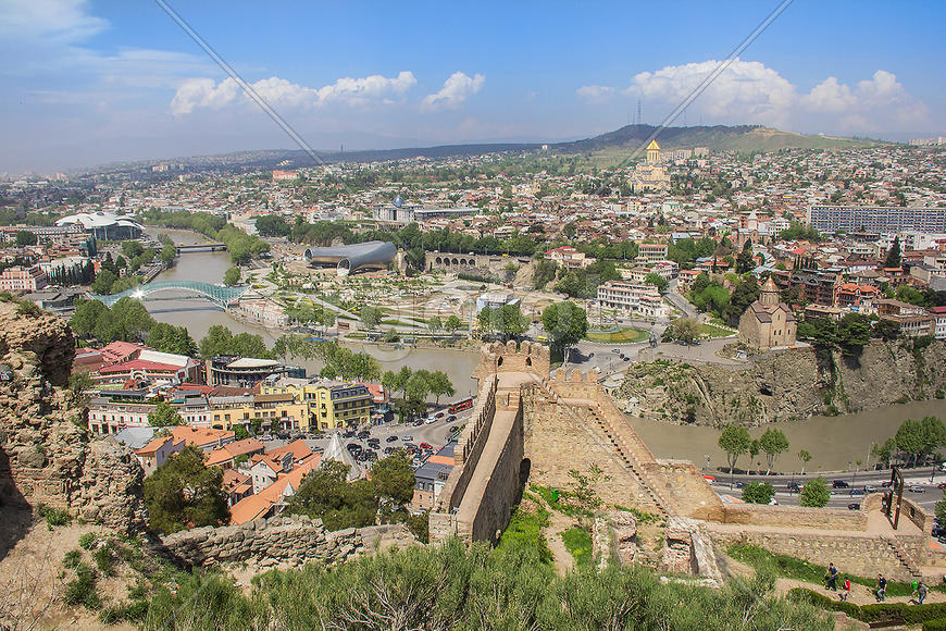 Вид на Тбилиси