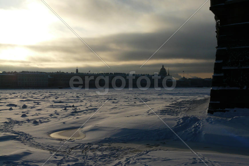 Нева в январе