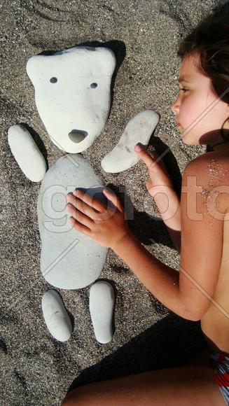 ребенок на пляже