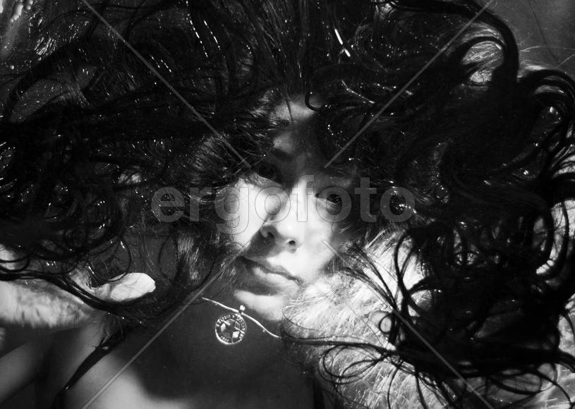 Погружение в себя. Автопортрет