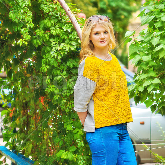 Осенний портрет девушки