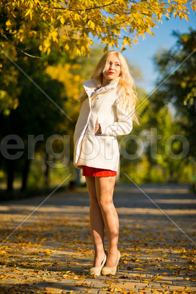 Мила. Портрет осенью