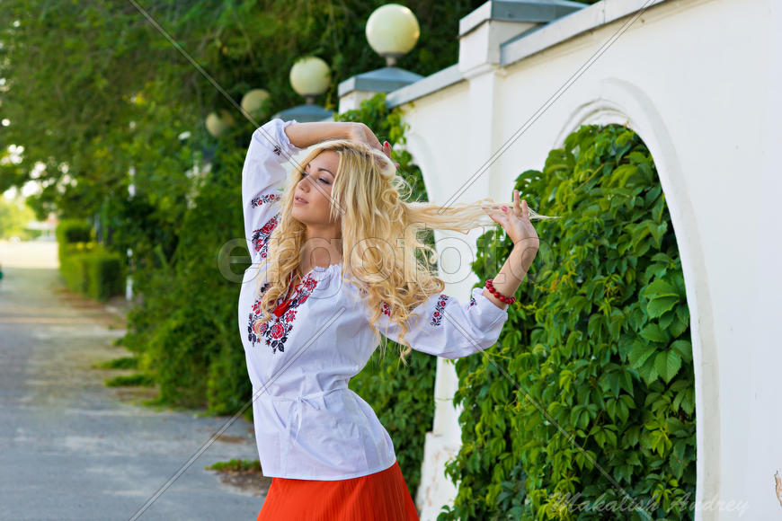 Мила. Портрет девушки