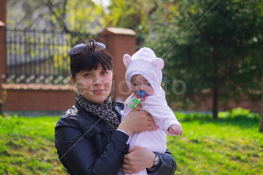 Портрет мамы с ребёнком