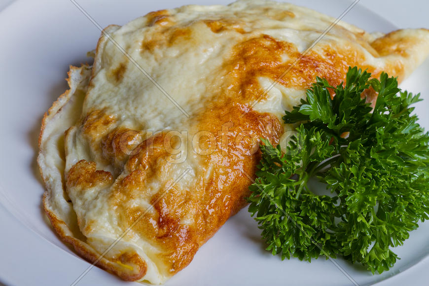 Натюрморт мясо с зеленью