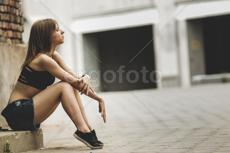 Портрет красивой девушки