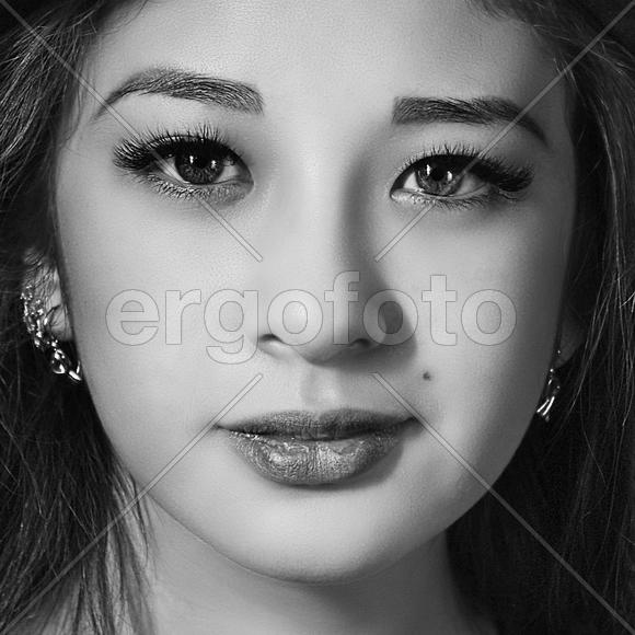 Глаза в глаза