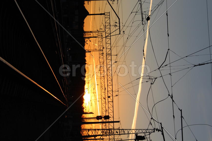 Закат на железной дороге 