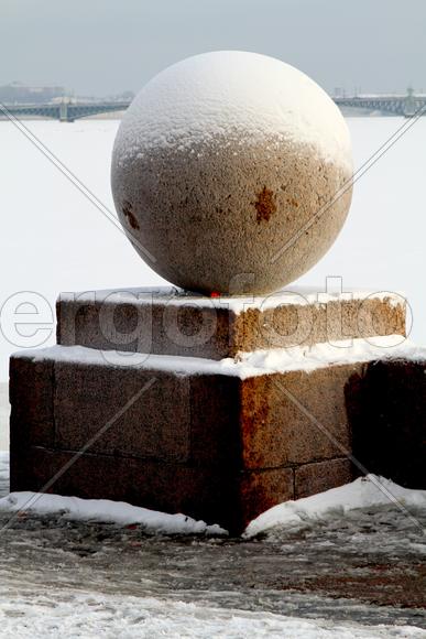 Гранитный шар