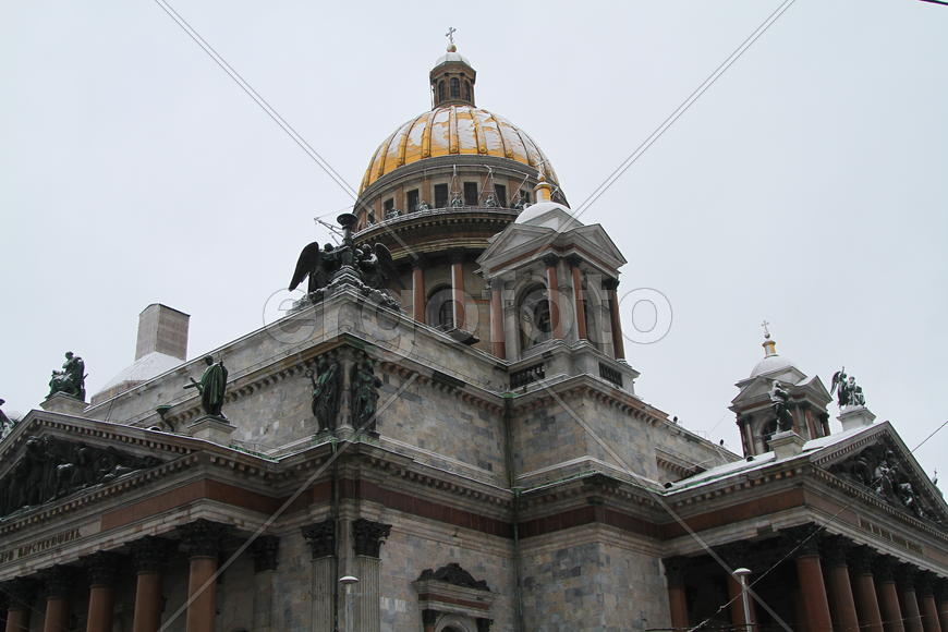 Исаакиевский собор зимой 