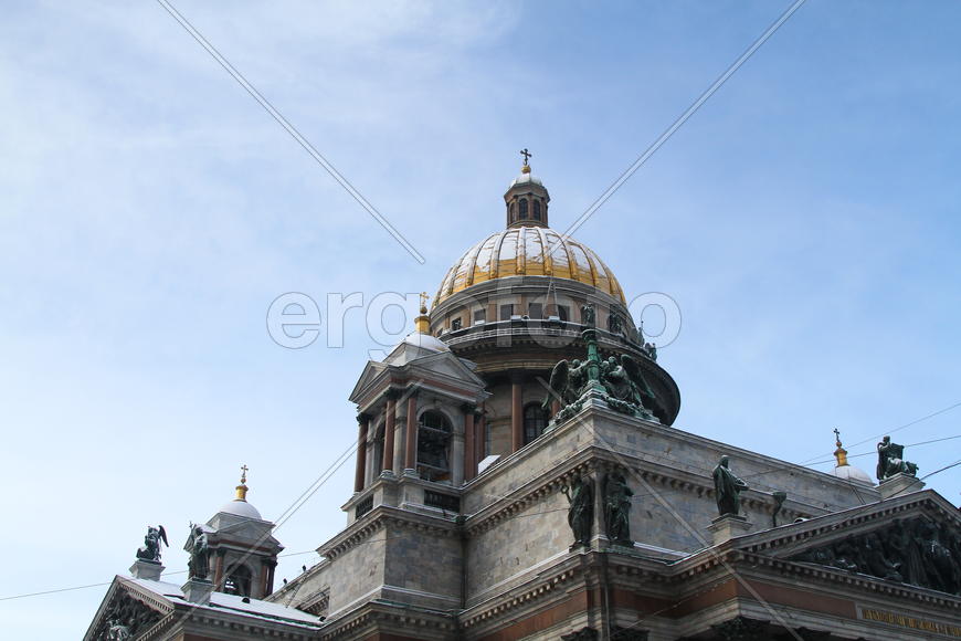 Исаакиевский собор зимой 