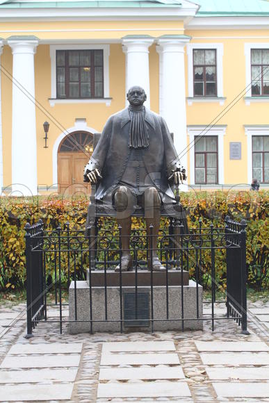 Скульптура Петра первого