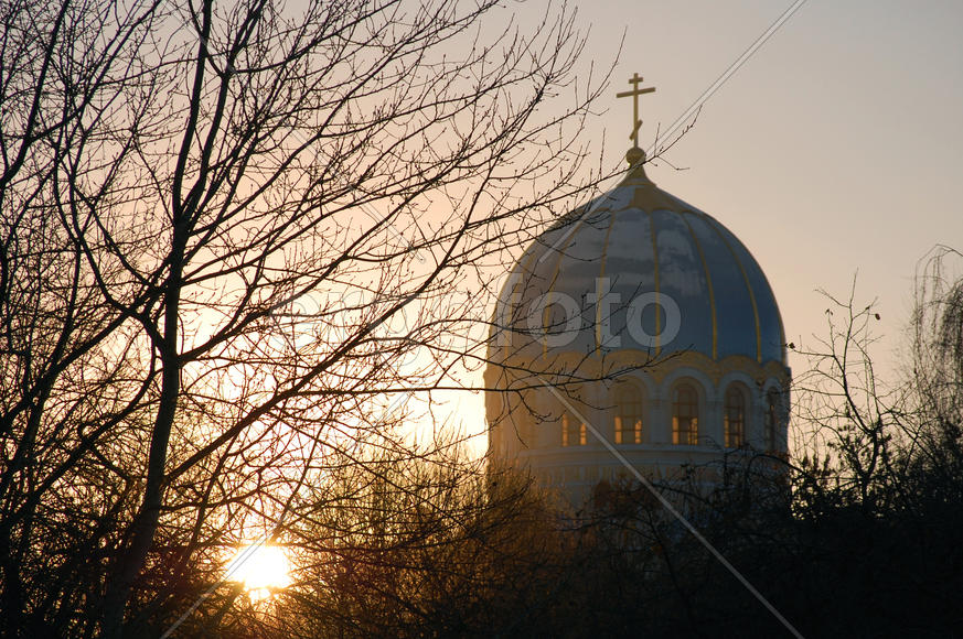 Борисовские пруды. Храм Живоначальной Троицы