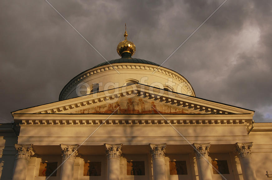 Ярославль. Фасад здания