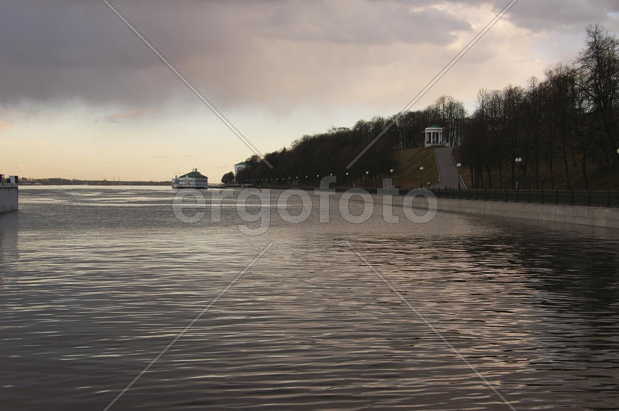 Ярославль. Река Волга. Набережная