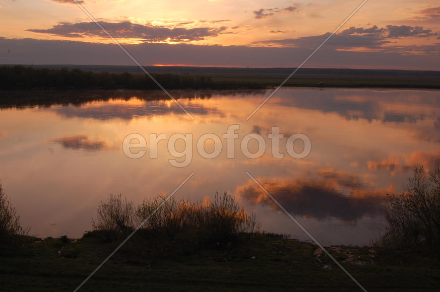 Рассвет на Оке в подмосковье