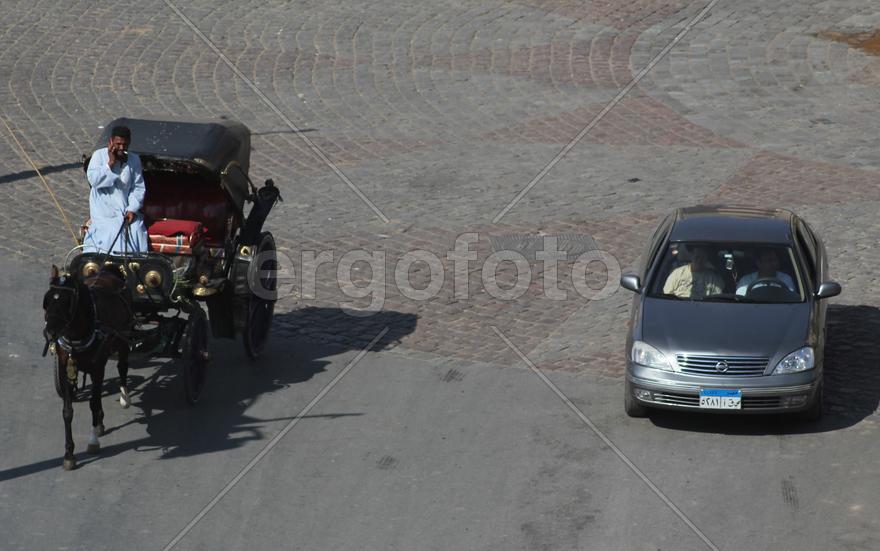 Старое и новое: гонки в египетском стиле