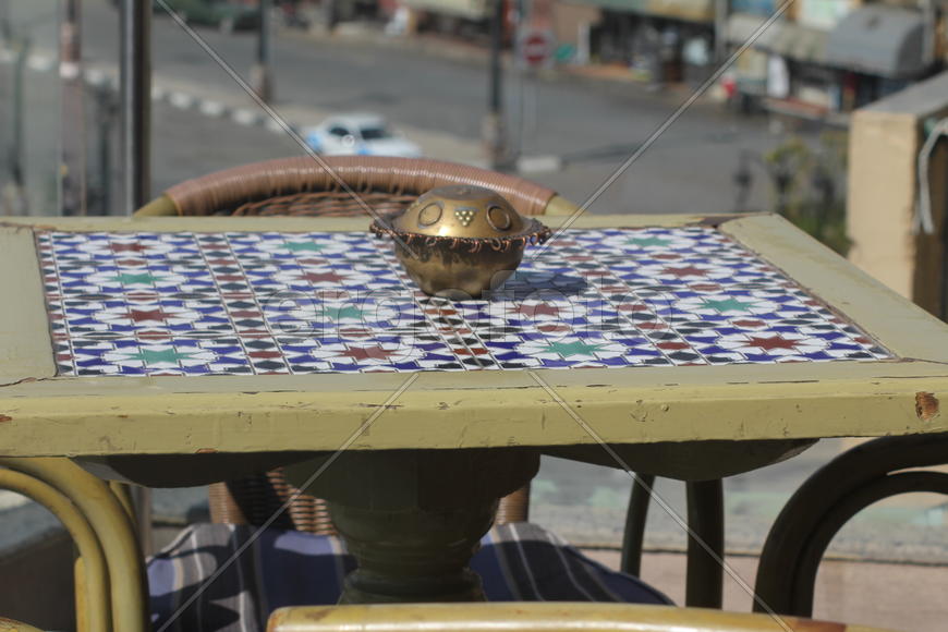 Восточный столик