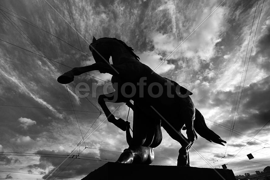 Аничков мост. Фрагмент