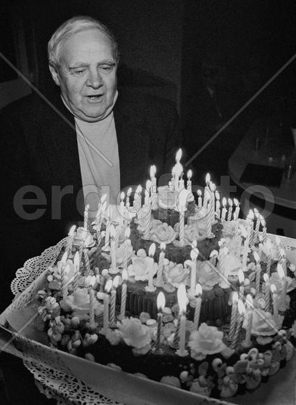 Российская Федерация. Санкт-Петербург. Даниил Гранин. Писатель, киносценарист, общественный деятель