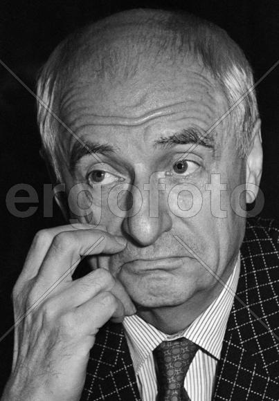 Российская Федерация. Санкт-Петербург. Марк Захаров