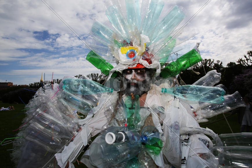 Российская Федерация, Санкт-Петербург. Кирилл Миллер. Художник, сценограф, модельер, музыкант