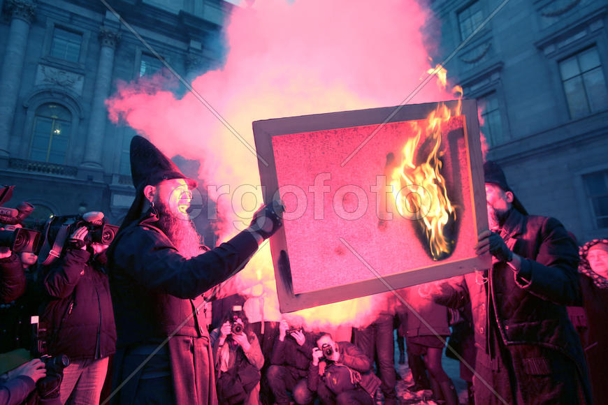 Российская Федерация. Санкт-Петербург. Инженерный театр AXE (Akhe). Перформанц на открытии выставки 