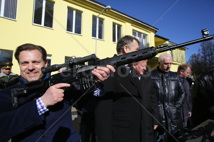 Ленинградская оласть. Поселок Лебяжье. Василий Герелло. Чествование военнослужащих бригады