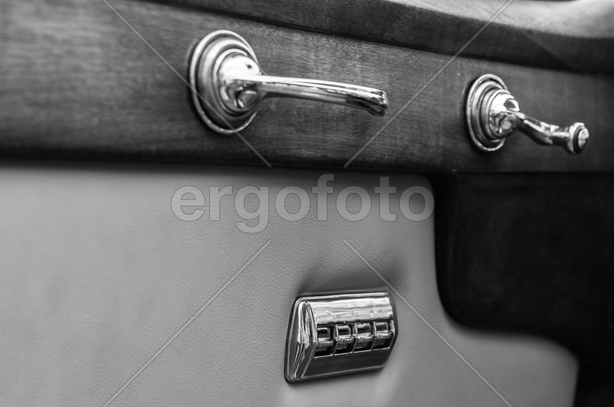 Электрические стеклоподъемники Cadillac series 62