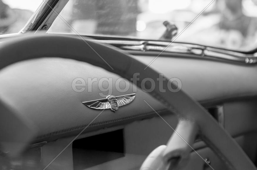 Крылья Cadillac series 62