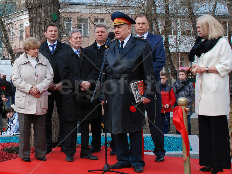   Открытие памятника ополченцам Замоскворечья 23 апреля 2015 год