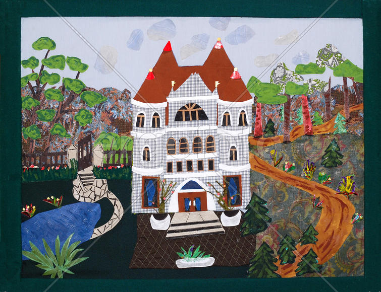  Замок - аппликация в стиле пэчворк. 