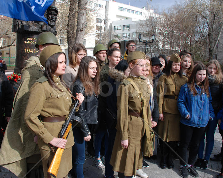  Открытие памятника ополченцам Замоскворечья 23 апреля 2015 года