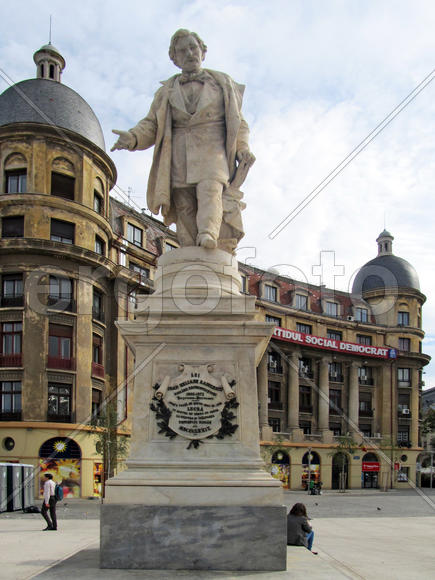 Statue of Ion Heliade Radulescu
