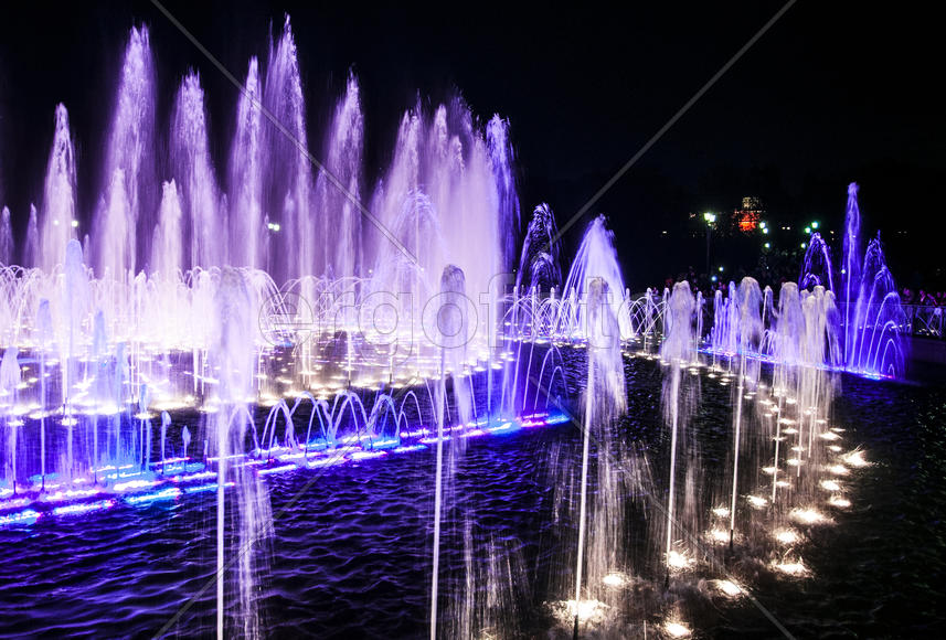 Танцующий фонтан в Царицыно