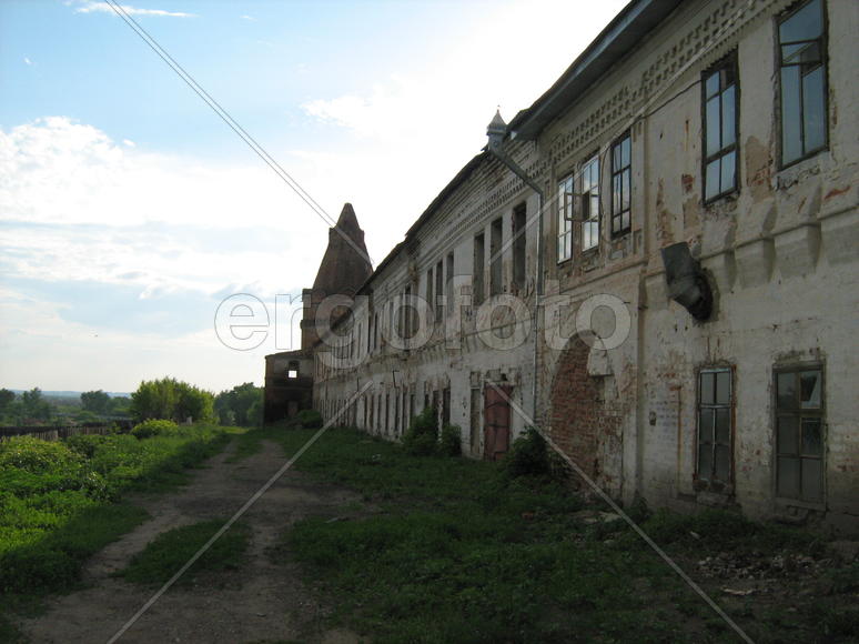 Примонастырская территория